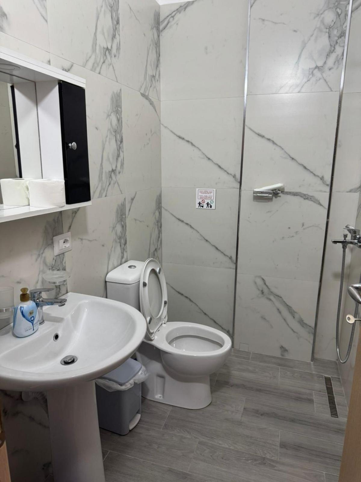 Vila Brilant Vlorë Екстериор снимка